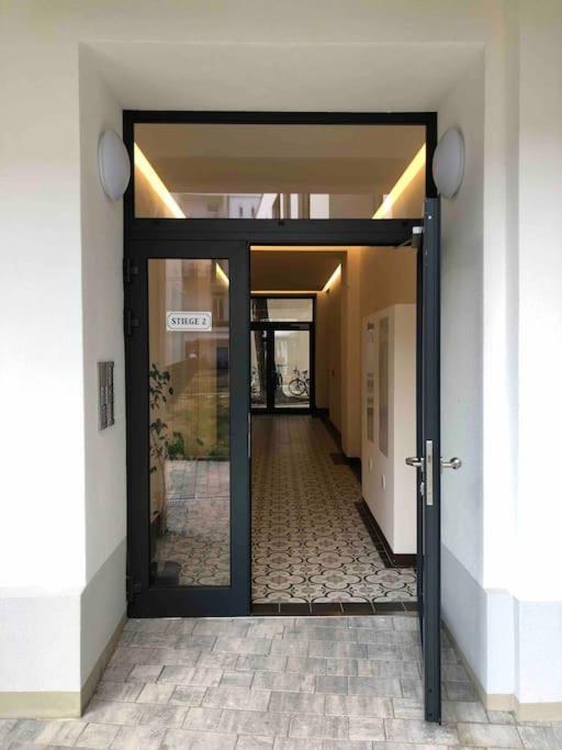 Smart Apt Mit Balkon Am Augarten Park Naehe Zentrum Wina Bagian luar foto
