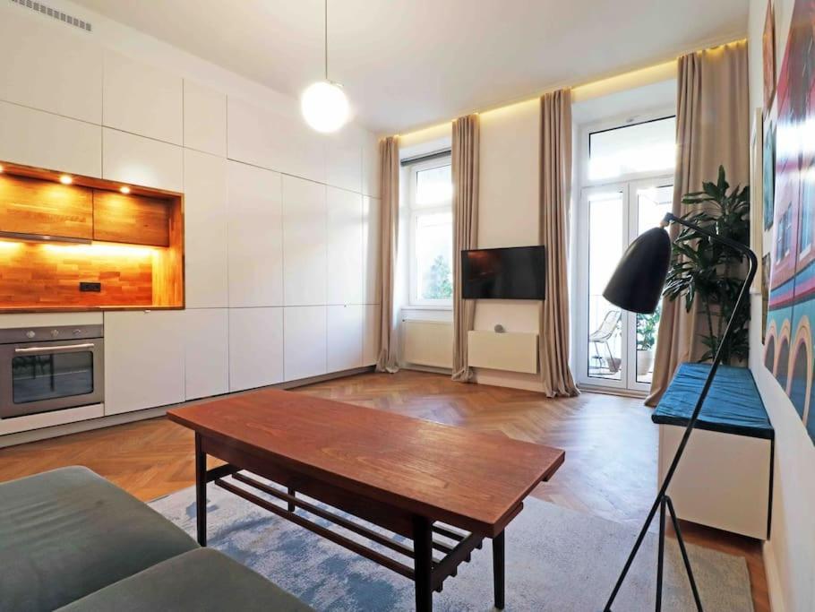 Smart Apt Mit Balkon Am Augarten Park Naehe Zentrum Wina Bagian luar foto
